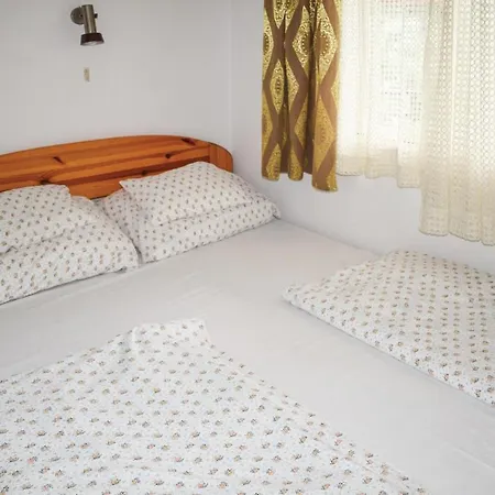 Feriehus Two-bedroom Holiday In Balatonföldvár
